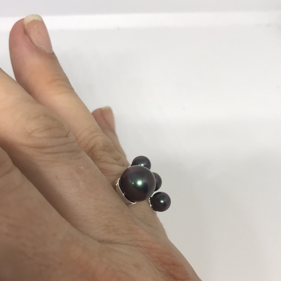 BCBGeneration Silver & Pearl Ring Size 7 NWT - Picture 6 of 10